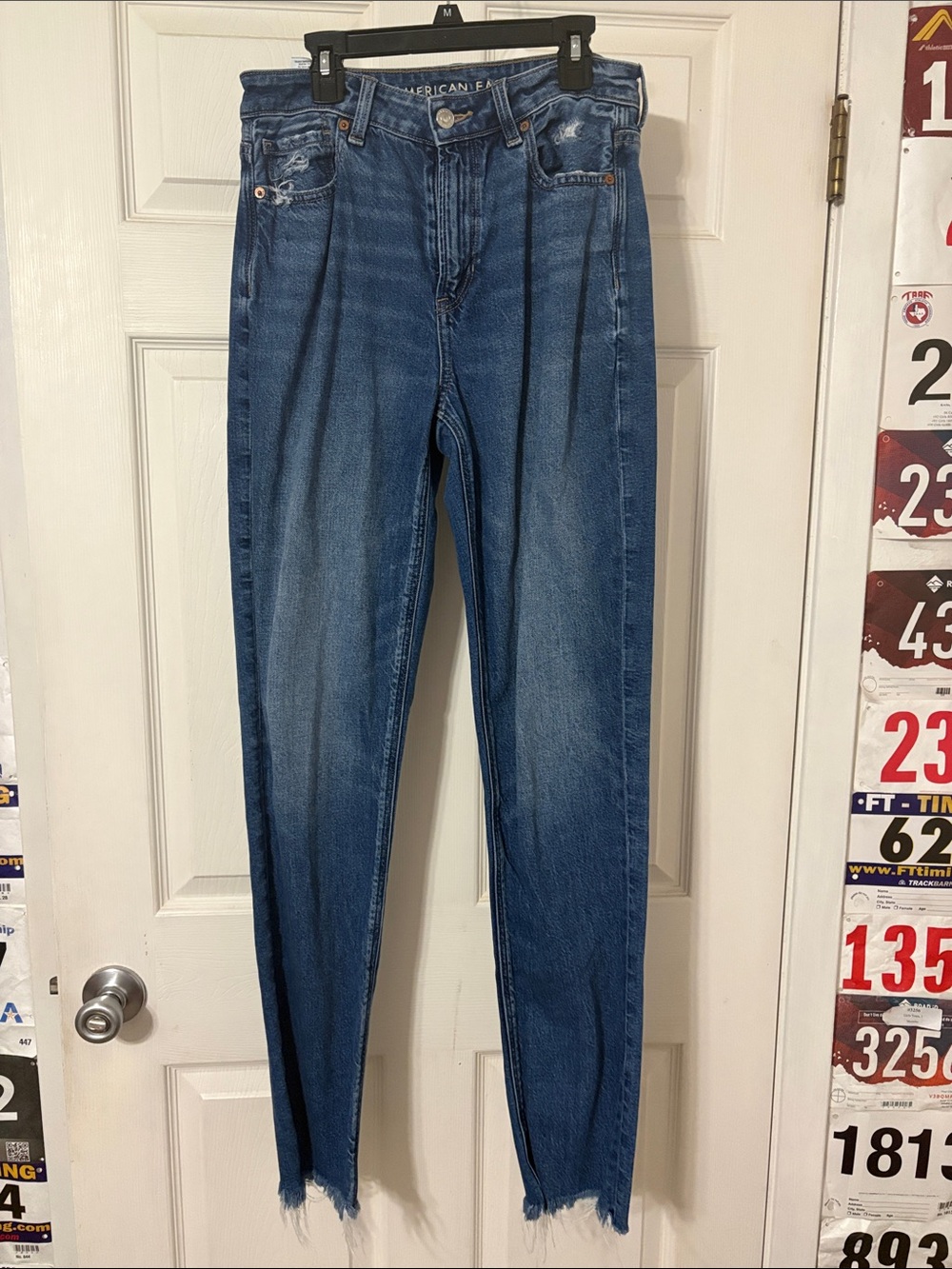 American Eagle Outfitters Medium Blue High-Rise Skinny Jeans